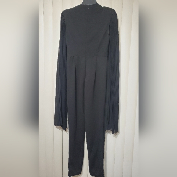 Shein jumpsuit - Picture 2 of 4